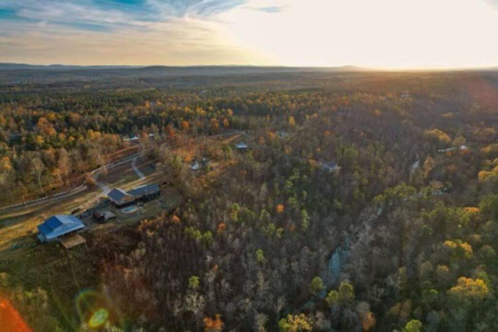 Private Tiny Home Royal Ridge Getaway Экстерьер фото